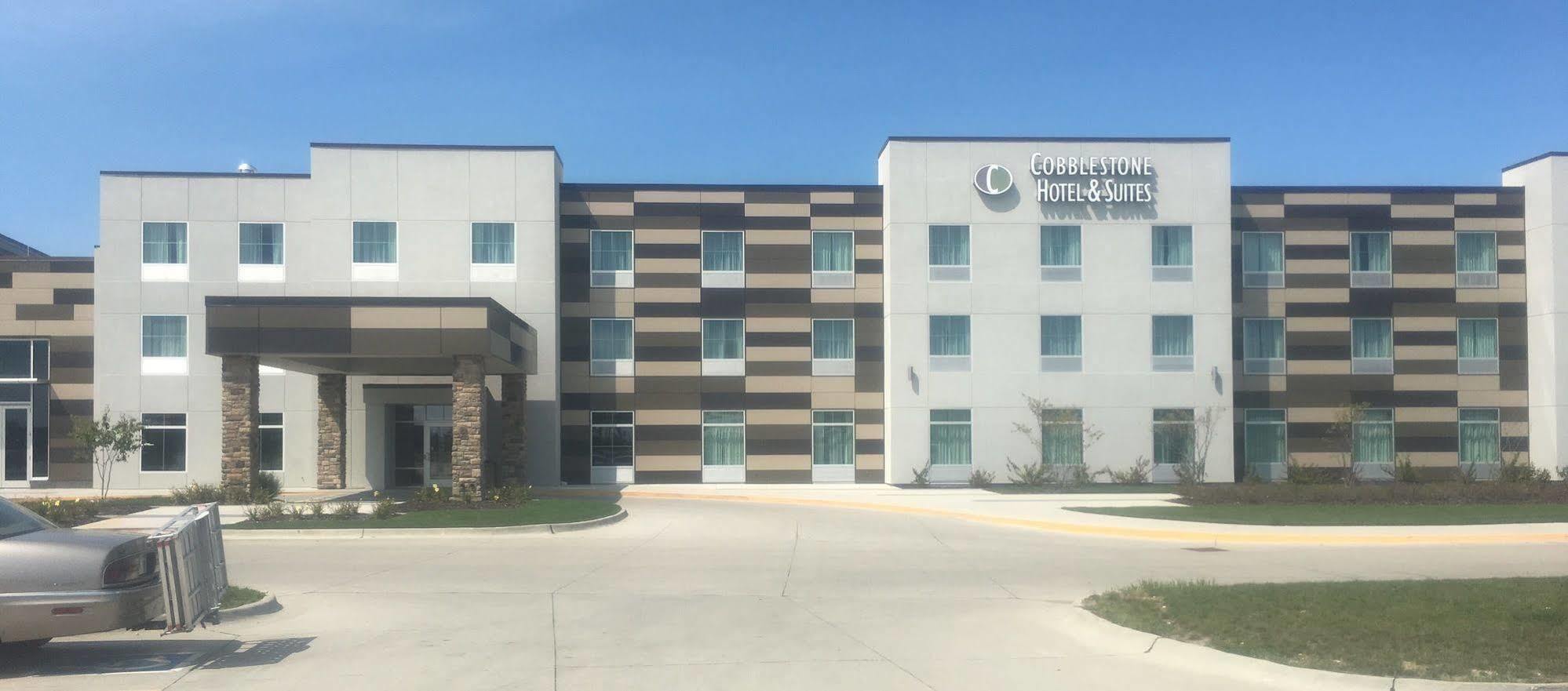 Cobblestone Hotel And Suites - Jefferson Экстерьер фото