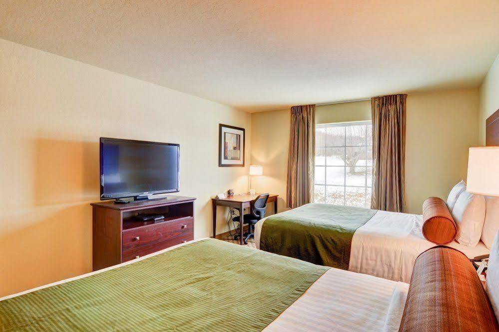 Cobblestone Hotel And Suites - Jefferson Экстерьер фото